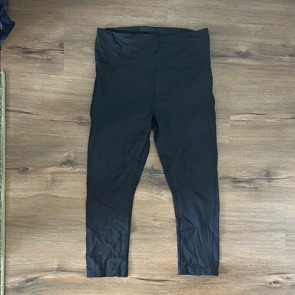 Athleta Cropped Leggings
